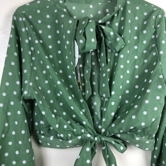 NWT Boohoo Petite High Neck Tie Back Spot Blouse - Picture 4 of 6